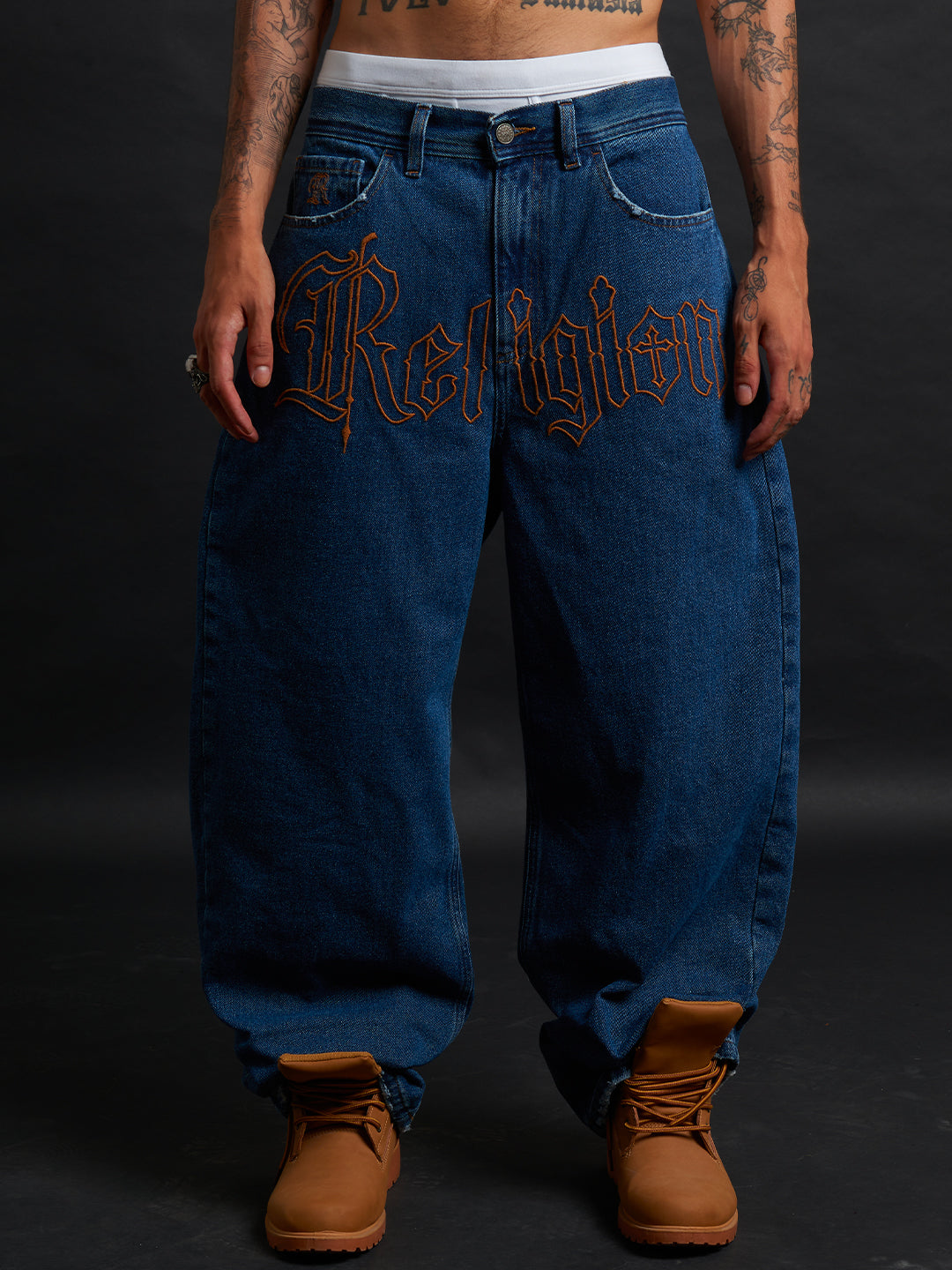 THORN BAGGY DENIM – BLACK CRIMSON