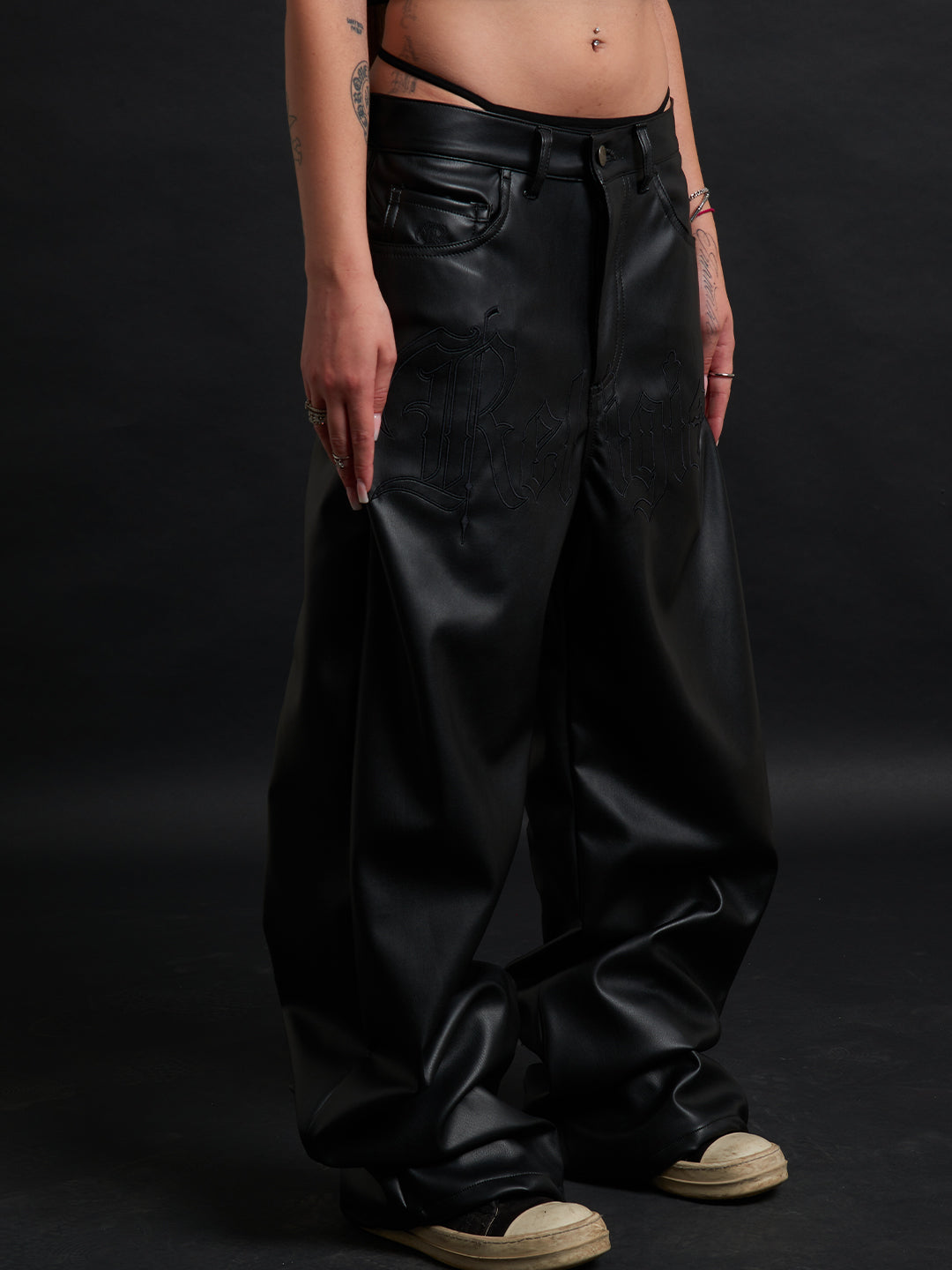 RELIC LEATHER BAGGY BORDROUX