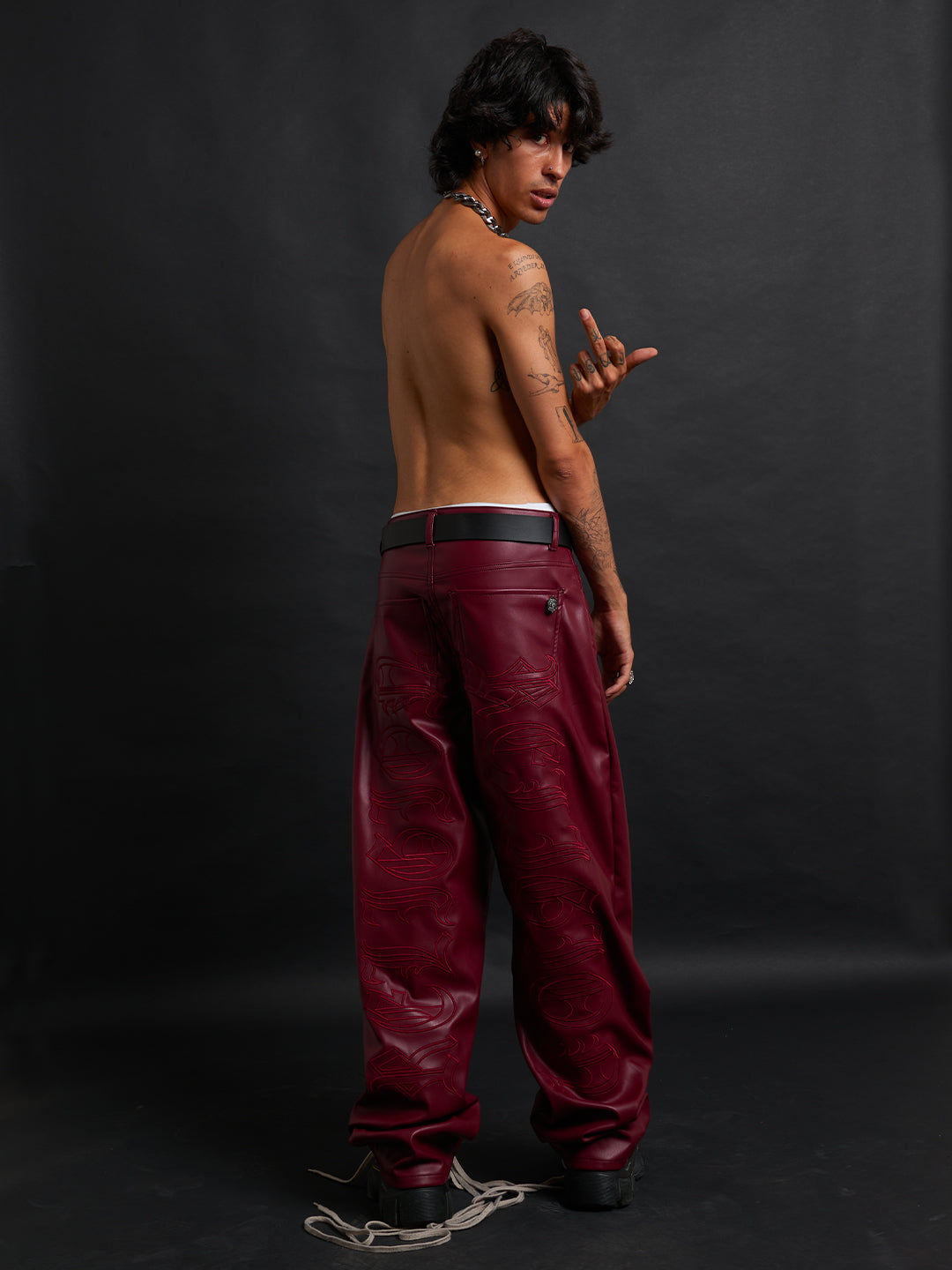 RELIC LEATHER BAGGY BORDROUX